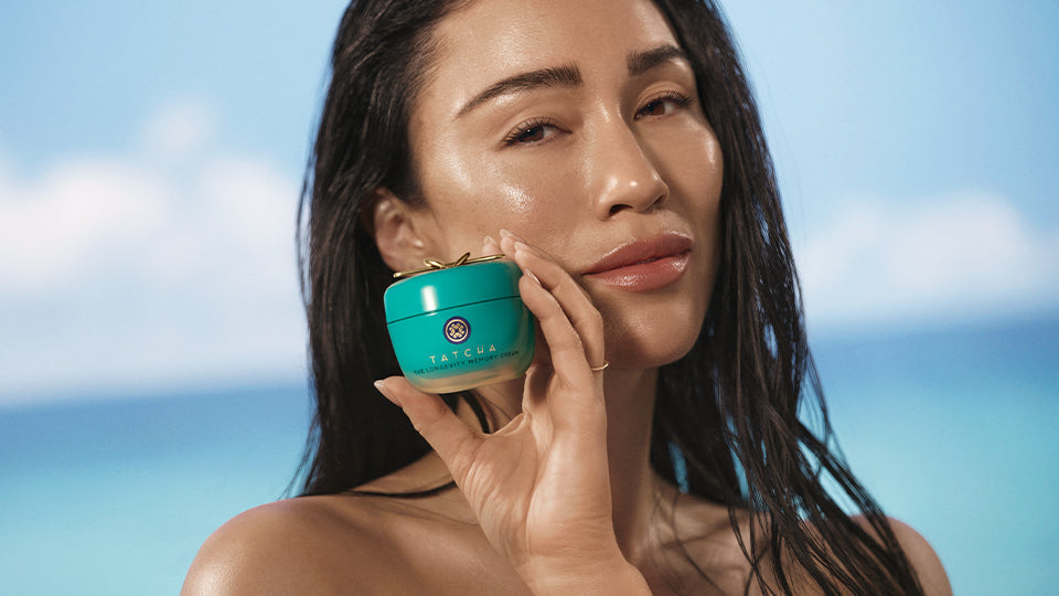 Here’s How to Get Bouncy, Elastic Skin, with a Few Products and Tips